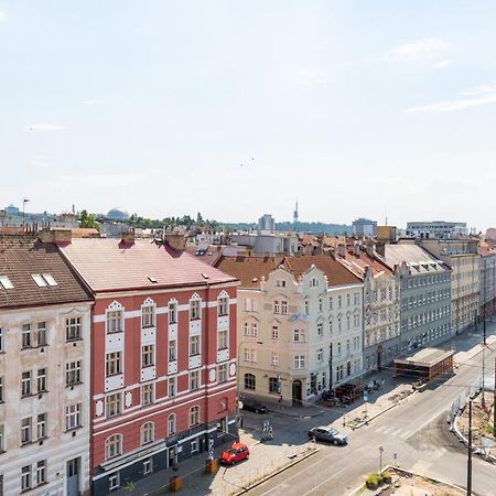 Brand New Studio Apartment #21 With Free Secure Parking In The Center Praga Esterno foto