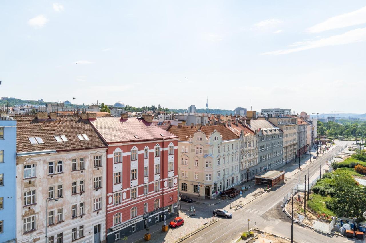Brand New Studio Apartment #21 With Free Secure Parking In The Center Praga Esterno foto